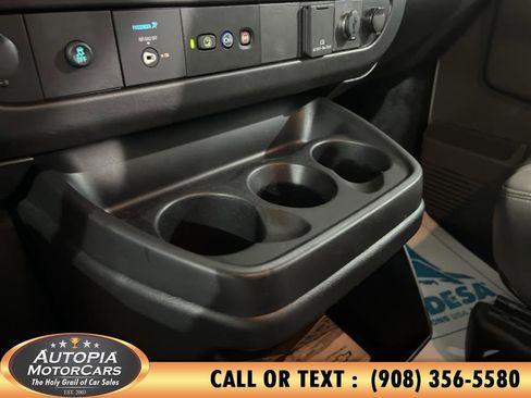 Used 2023 Chevrolet Express 3500 LS image 30