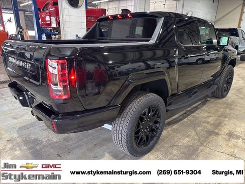 New 2026 GMC Hummer EV 4x4 Crew Cab image 8