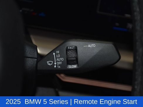Used 2025 BMW 530i xDrive w/ Premium Package image 12
