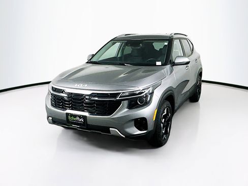 Used 2025 Kia Seltos S image 3