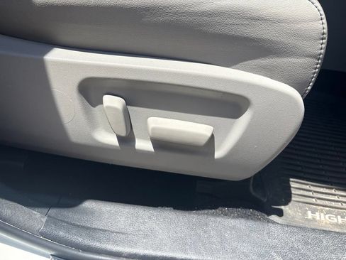 Used 2016 Toyota Highlander Limited Platinum w/ Protection Package #3 AWD/4WD image 31