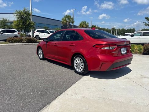 Used 2021 Toyota Corolla LE w/ LE Convenience Package FWD image 7
