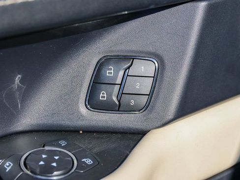 Used 2020 Ford Expedition Platinum image 15