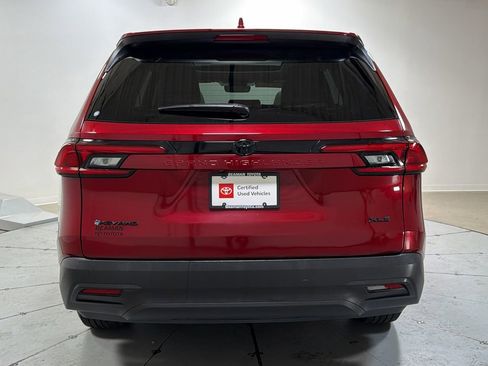 Certified 2025 Toyota Grand Highlander AWD Hybrid image 4