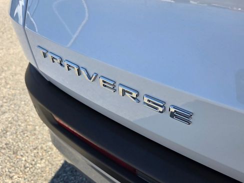 New 2026 Chevrolet Traverse LT w/ Enhanced Driving Package image 9