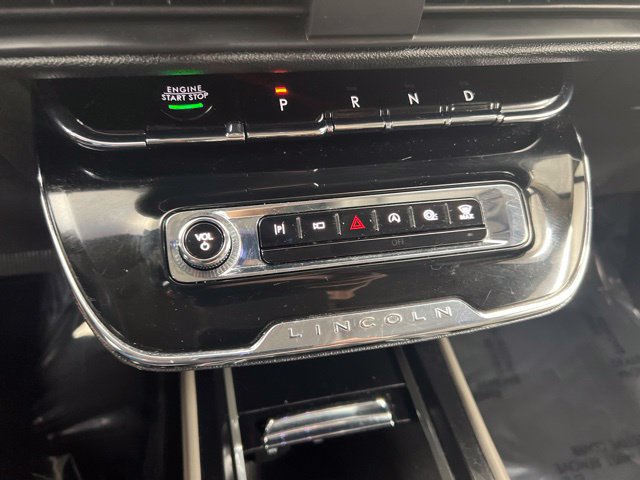 Certified 2024 Lincoln Corsair AWD image 18