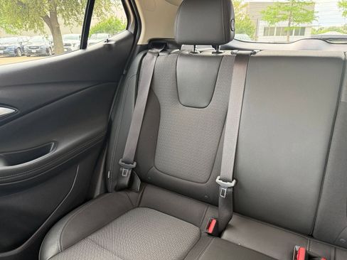 Used 2025 Buick Encore GX Preferred image 40