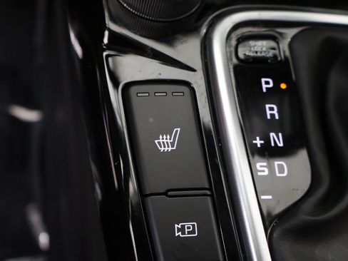 Certified 2025 Kia Seltos S AWD/4WD image 49