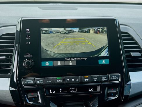 Certified 2024 Honda Odyssey Sport image 13
