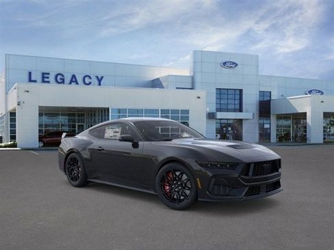 New 2026 Ford Mustang GT w/ GT Performance Package image 7