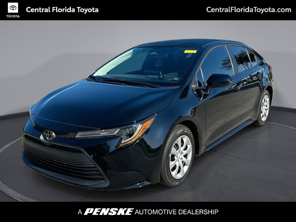 Certified 2024 Toyota Corolla LE FWD image 1