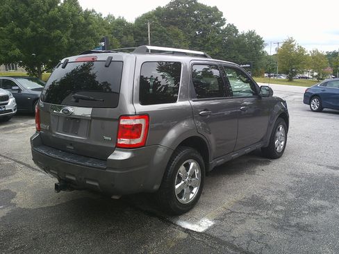 Used 2010 Ford Escape Limited FWD image 5