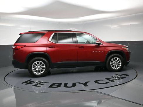 Used 2021 Chevrolet Traverse LT FWD image 10