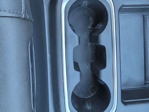 Certified 2019 Chevrolet Silverado 1500 RST image 22