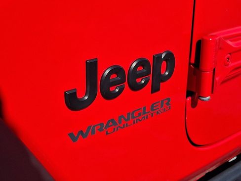 Used 2022 Jeep Wrangler Unlimited Sport image 28