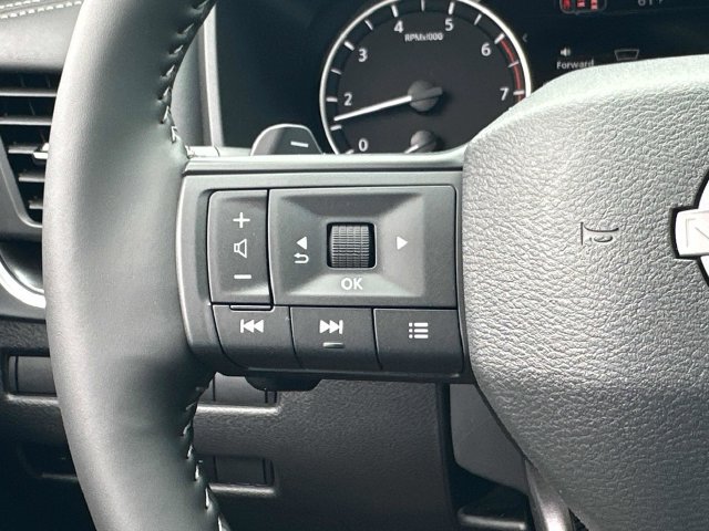 New 2026 Nissan Rogue SV AWD/4WD image 37