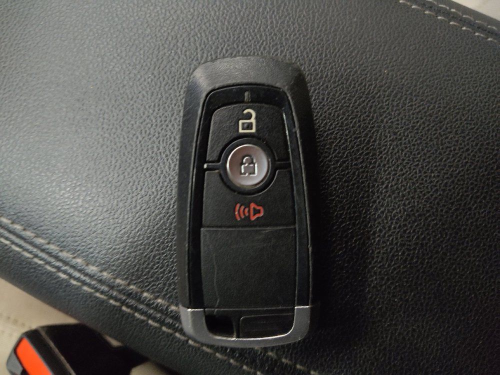 Used 2020 Ford Escape SE AWD/4WD image 32