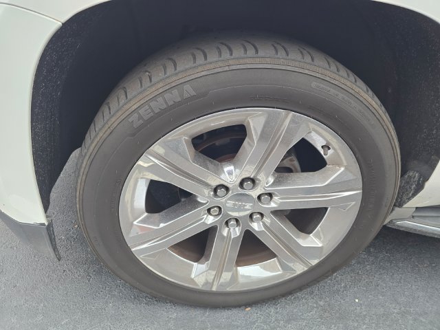 Used 2016 GMC Yukon Denali RWD image 6