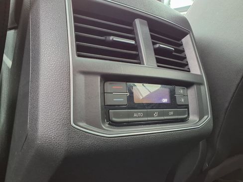 Used 2019 Volkswagen Atlas SEL image 24