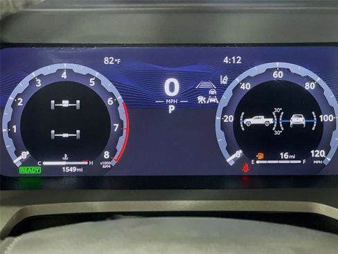 Used 2025 Toyota Tacoma TRD Off-Road image 16