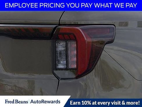 New 2026 Ford Explorer ST-Line AWD/4WD image 30