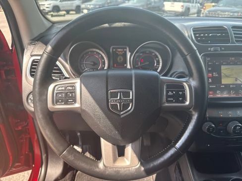 Used 2018 Dodge Journey Crossroad FWD image 16