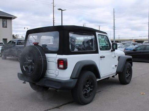 Used 2024 Jeep Wrangler Sport image 38
