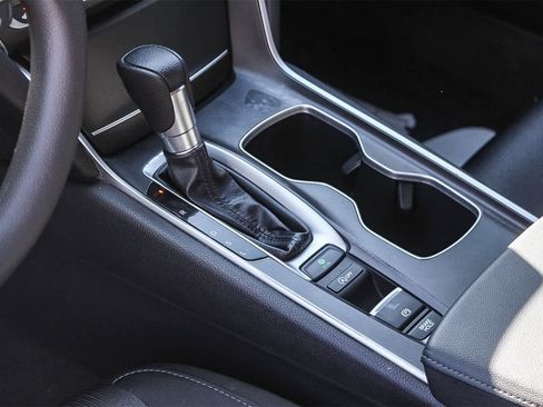 Used 2022 Honda Accord LX image 26