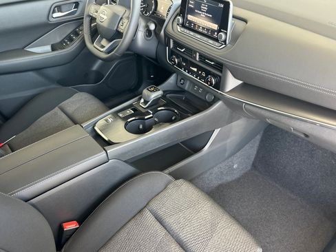 New 2026 Nissan Rogue SV image 16