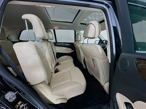 Certified 2019 Mercedes-Benz GLS 550 4MATIC image 29