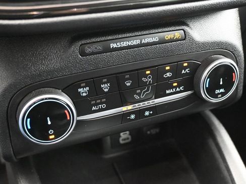 Used 2025 Ford Escape ST-Line image 18