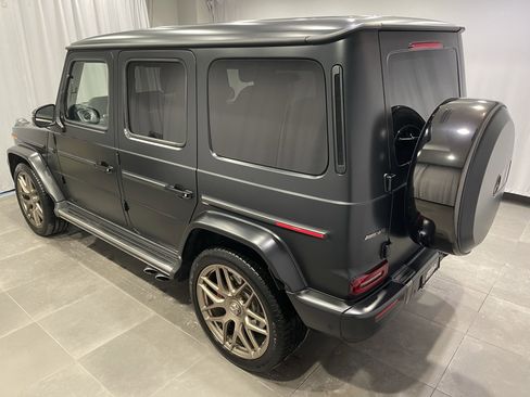 Used 2025 Mercedes-Benz G 63 AMG 4MATIC image 4