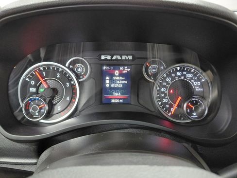 Certified 2024 RAM 3500 Big Horn image 34