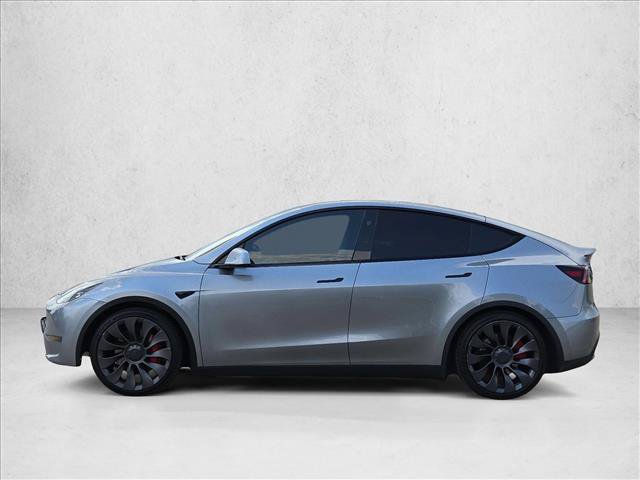 Used 2024 Tesla Model Y Performance AWD/4WD image 9