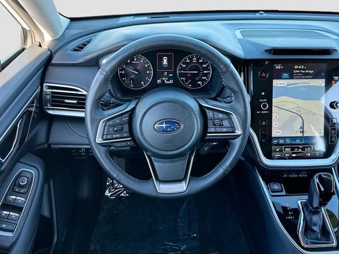 Used 2023 Subaru Outback Limited image 24