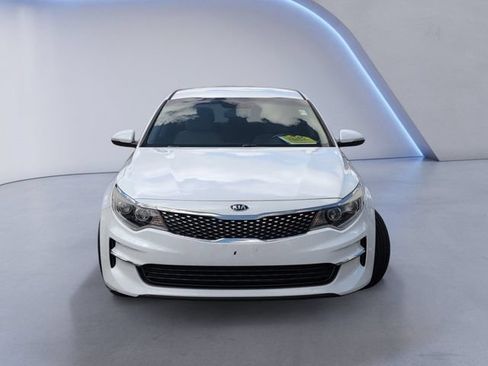 Used 2017 Kia Optima EX FWD image 12