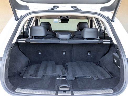 Used 2026 Genesis GV70 2.5T image 21