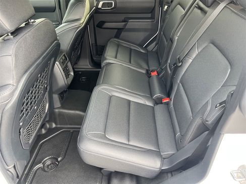 New 2025 Ford Bronco Badlands image 19