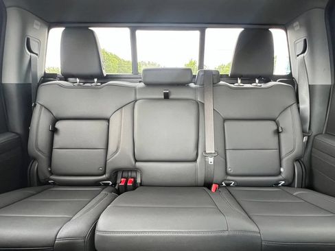 New 2026 Chevrolet Silverado 1500 LT Trail Boss w/ Convenience Package II AWD/4WD image 11