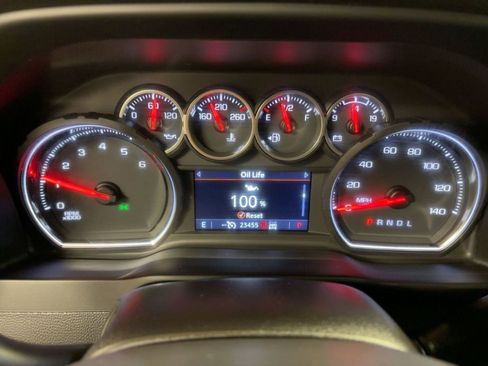 Certified 2022 Chevrolet Silverado 1500 LT Trail Boss w/ Convenience Package II image 18