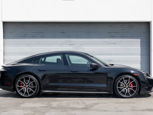 Certified 2024 Porsche Taycan 4S image 9