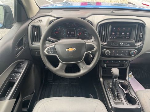 Used 2022 Chevrolet Colorado W/T w/ Custom Special Edition RWD image 27