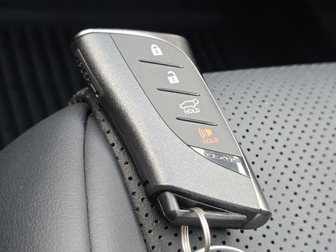 New 2026 Lexus TX 500h AWD image 31