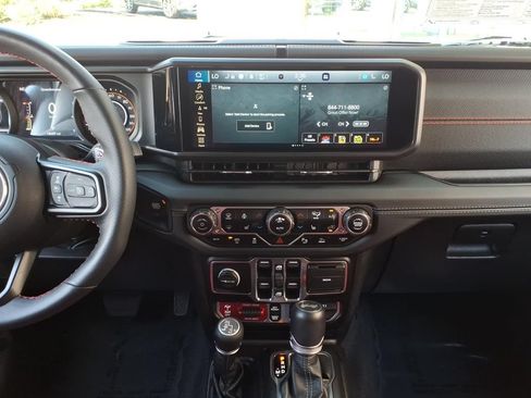 Used 2024 Jeep Wrangler Unlimited Rubicon 392 AWD/4WD image 15