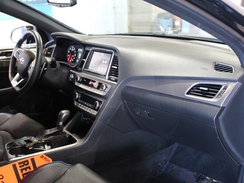 Used 2019 Hyundai Sonata Limited image 15