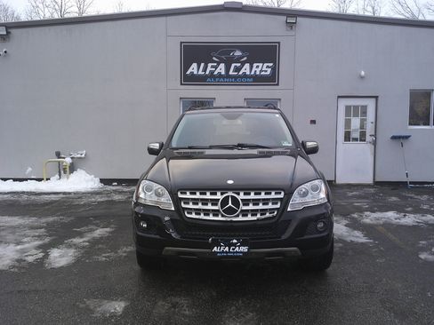 Used 2009 Mercedes-Benz ML 350 4MATIC 4dr 3.5L image 2