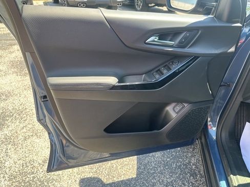 New 2026 Chevrolet Equinox LT w/ Convenience Package II image 11