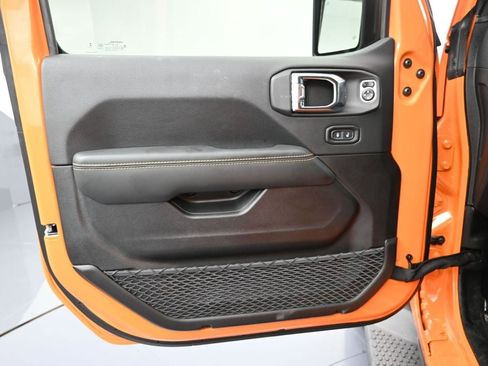 New 2025 Jeep Wrangler Unlimited Sahara image 10