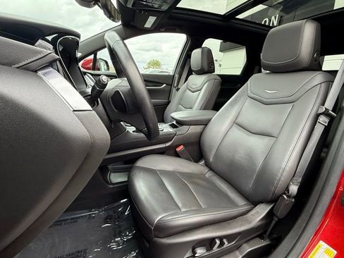 Used 2021 Cadillac XT5 Premium Luxury image 16