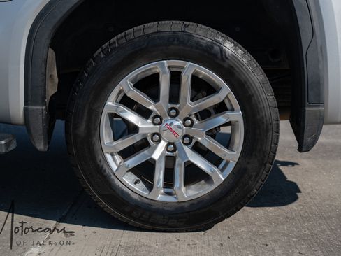 Used 2019 GMC Sierra 1500 SLT w/ SLT Premium Plus Package image 31